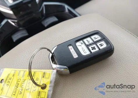 2018 Honda Clarity Plug-In Hybrid Touring z USA, uszkodzony, nr VIN JHMZC5F39JC011137